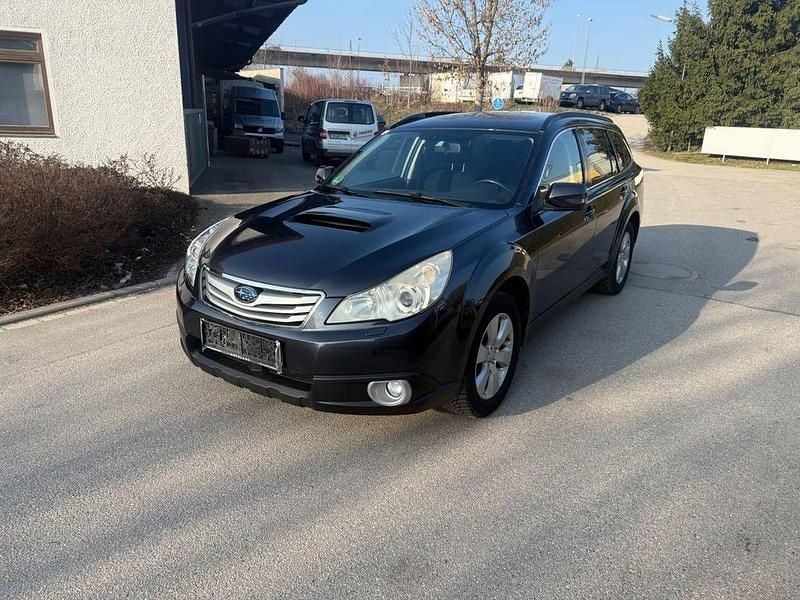 Gebraucht Subaru Legacy Comfort 150 PS (110 kW) 2011 Grau Limousine