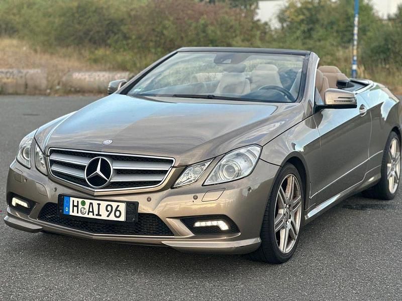 Gebraucht Mercedes 350 280 PS (205 kW) 2010 Gold Cabrio