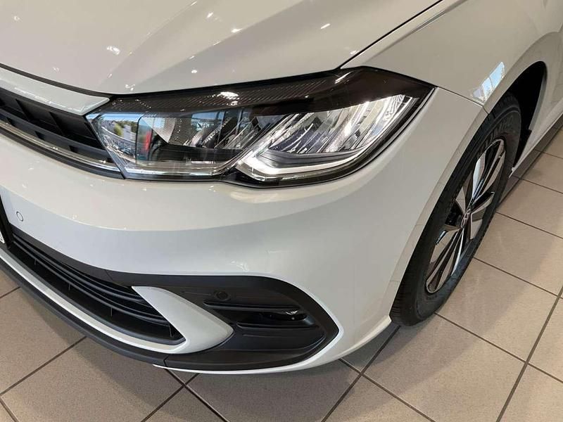 Gebraucht VW Polo Move 95 PS (69 kW) 2024 Weiß Kleinwagen