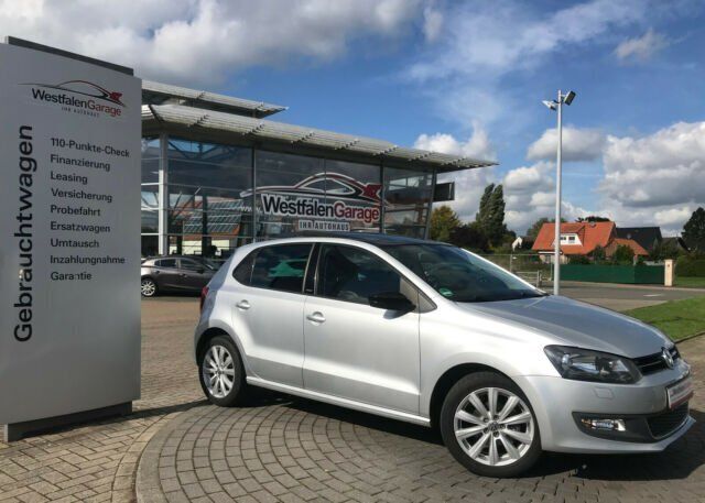 Gebraucht VW Polo Style 105 PS (77 kW) 2012 Silber metallic Kleinwagen