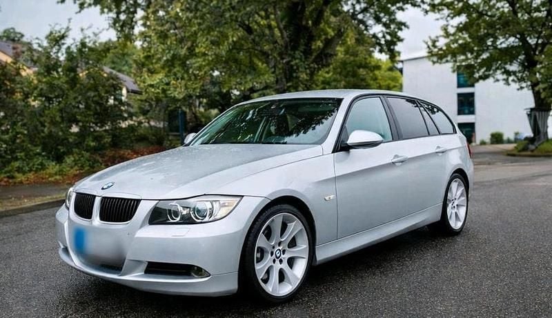 Gebraucht BMW 320 163 PS (119 kW) 2006 Silber Kombi