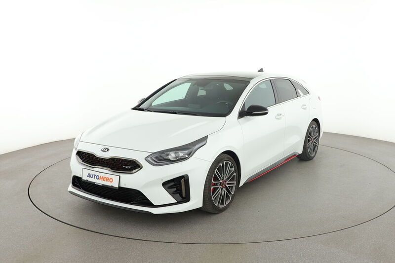Weiß Gebraucht 2019 Kia ProCeed Kleinwagen | 18.950 € (Guter Preis) - Bild 1/4