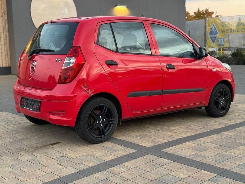 Gebraucht Hyundai i10 Classic 69 PS (50 kW) 2012 Rot Kleinwagen