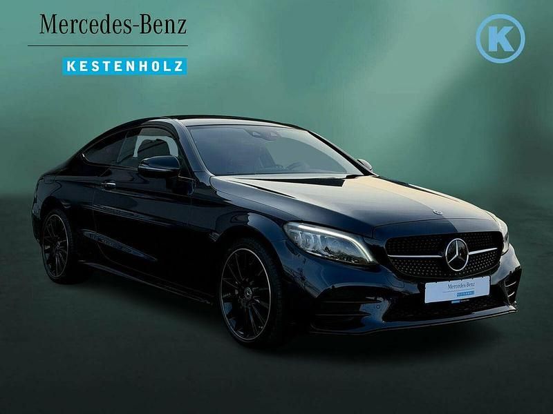 Gebraucht Mercedes C220 AMG 194 PS (142 kW) 2023 Cavansitblau Coupé