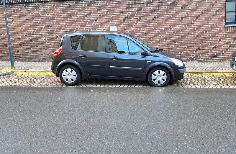 Schwarz Gebraucht 2006 Renault Scénic II Van / Kleinbus | 1.300 € (Fairer Preis) - Bild 1/4