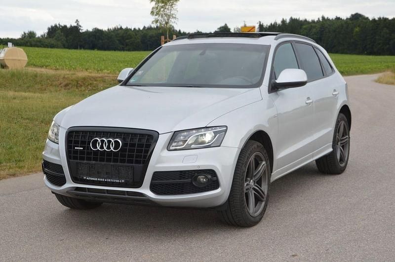 Silber Gebraucht 2011 Audi Q5 Sport SUV | 9.990 € (Superpreis) - Bild 1/4