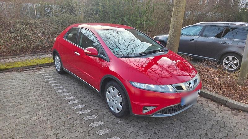 Rot Gebraucht 2010 Honda Civic Limousine | 5.100 € (Fairer Preis) - Bild 1/4