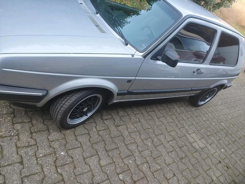 Gebraucht VW Golf II 72 PS (52 kW) 1989 Silber Kleinwagen
