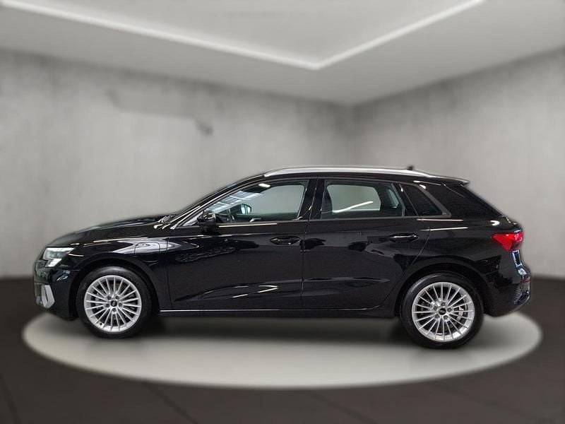 Gebraucht Audi A3 e-tron Advanced Plus 204 PS (150 kW) 2023 Schwarz metallic Kleinwagen