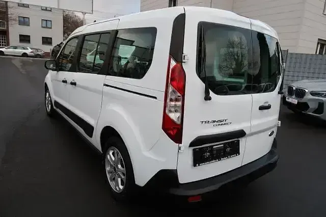 Gebraucht Ford Tourneo 120 PS (88 kW) 2021 Frozen white Kombi