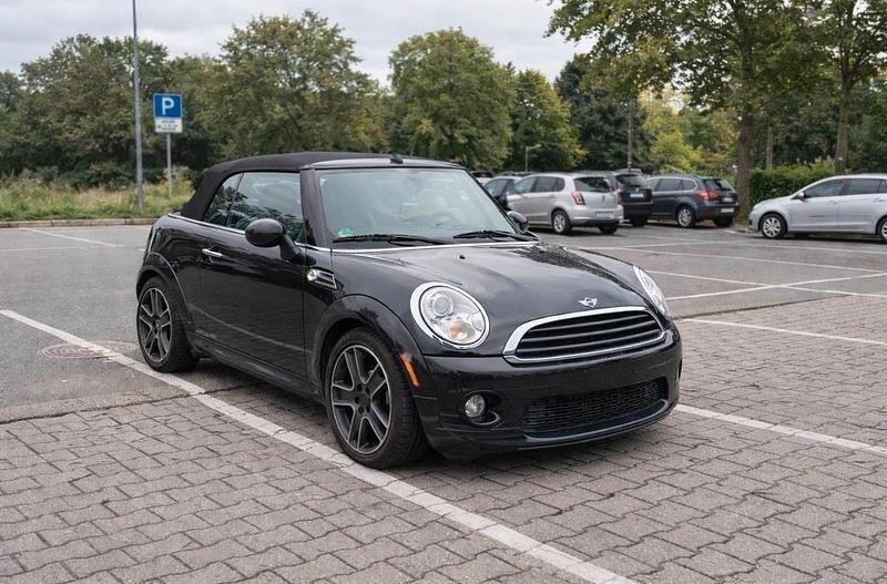 Gebraucht Mini Cooper Cabriolet 122 PS (89 kW) 2010 Schwarz Cabrio