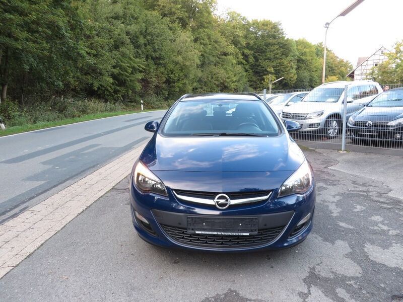 Gebraucht Opel Astra Style 140 PS (102 kW) 2016 Blau Kombi