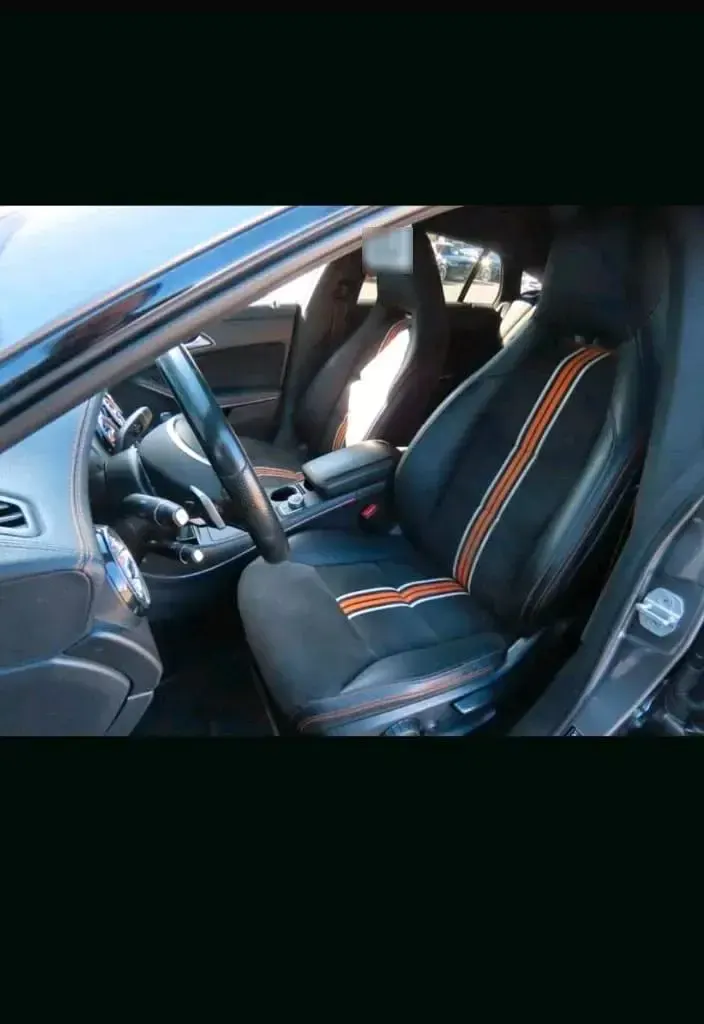 Gebraucht Mercedes CLA220 Edition 177 PS (130 kW) 2015 Grau Limousine