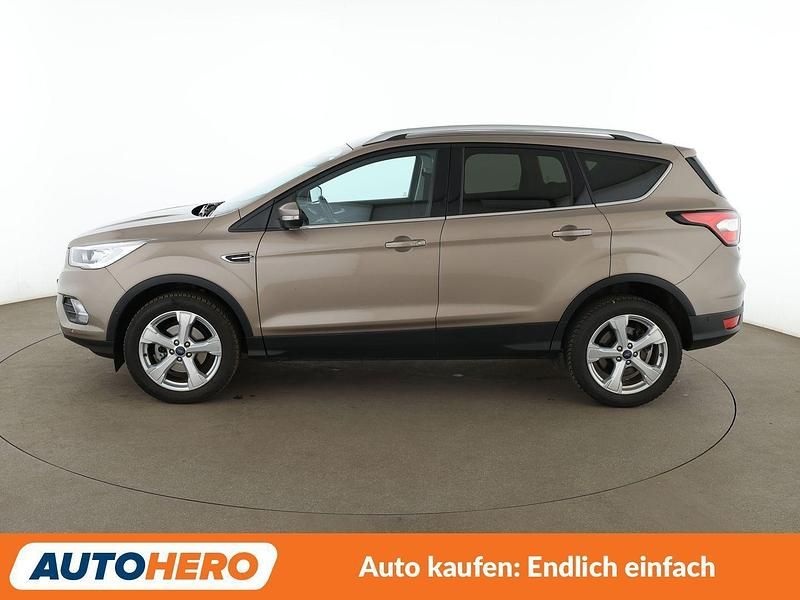 Gebraucht Ford Kuga Titanium 150 PS (110 kW) 2019 Grau SUV