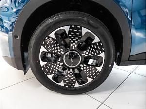 Neu Fiat 600 110 PS (80 kW) 2025 Grün (mare grün dach schwarz) SUV