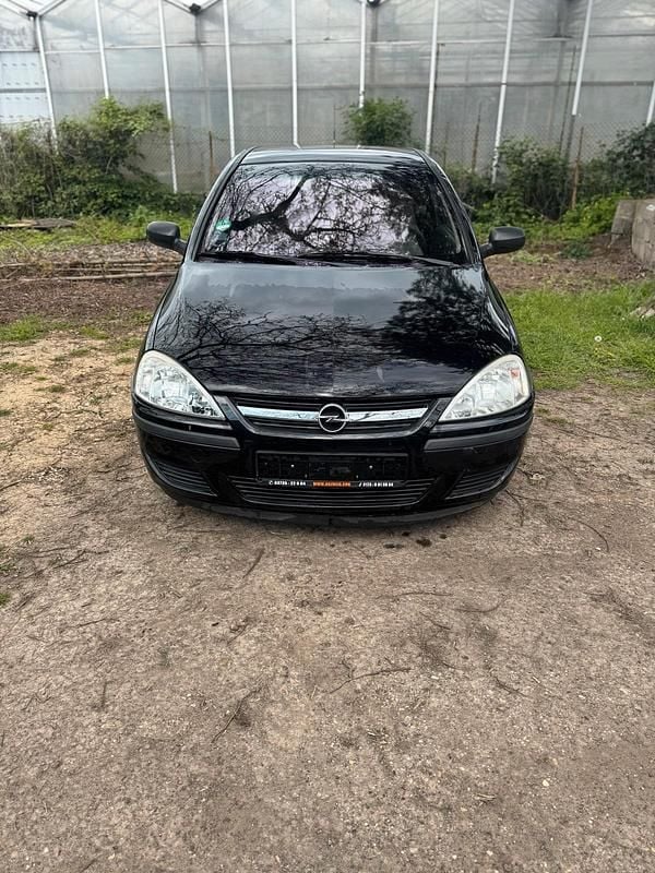 Second-hand Opel Corsa 60 CP (44 kW) 2004 Negru Hatchback