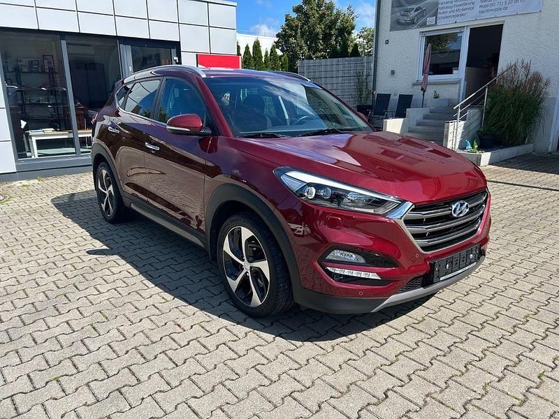 Rot Gebraucht 2015 Hyundai Tucson Premium SUV | 13.990 € (Fairer Preis) - Bild 1/4
