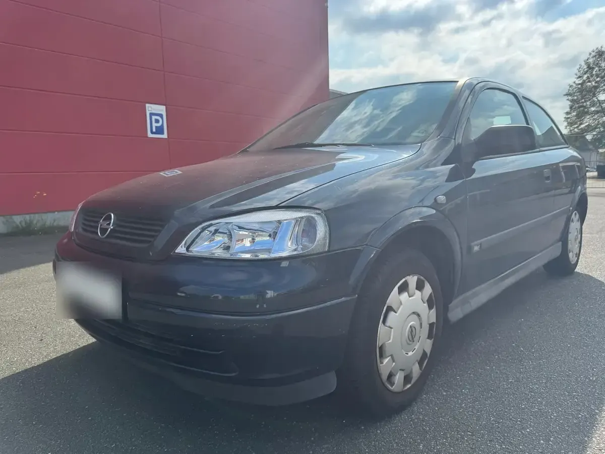 Gebraucht Opel Astra 75 PS (55 kW) 2002 Blau Coupé