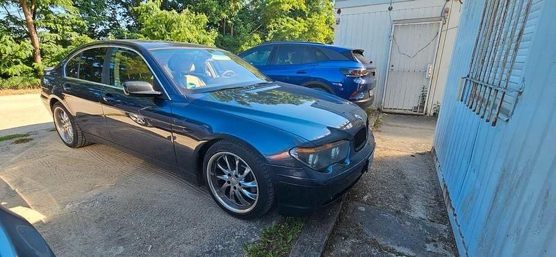 Blau Gebraucht 2002 BMW 745 Limousine | 3.300 € (Guter Preis) - Bild 1/4