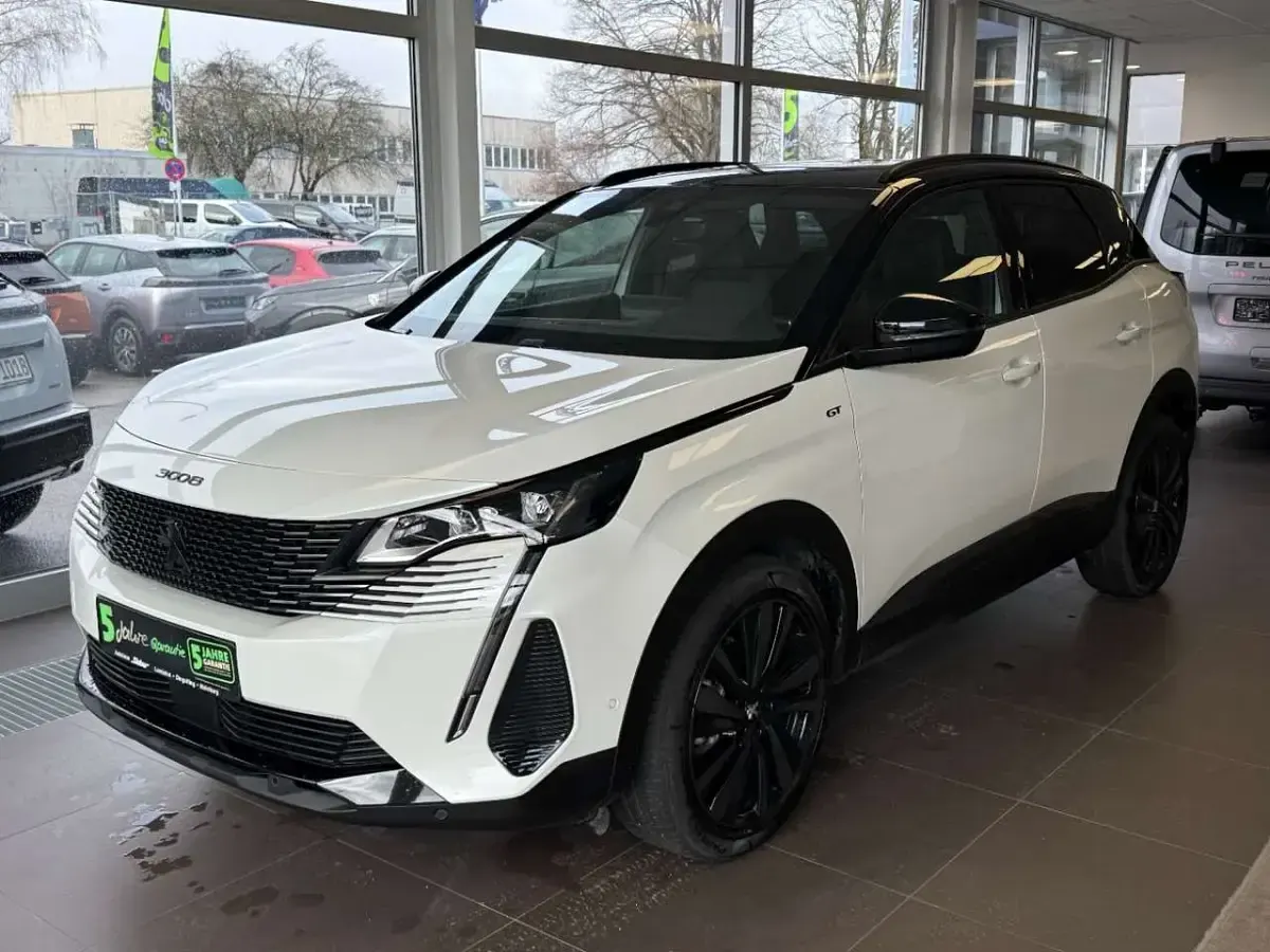 Gebraucht Peugeot 3008 GT 136 PS (100 kW) 2024 Lack weiss perlglänzend/metall SUV