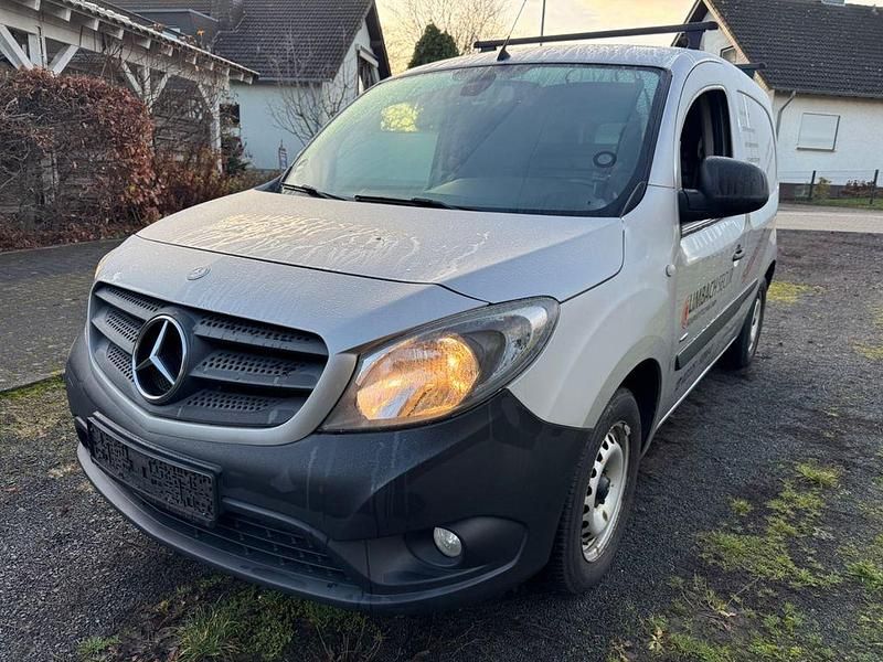 Gebraucht Mercedes Citan 111 110 PS (80 kW) 2016 Silber Van / Kleinbus