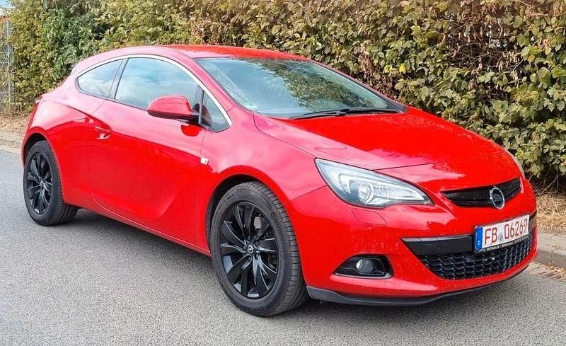 Gebraucht Opel Astra GTC S 170 PS (125 kW) 2014 Rot Limousine