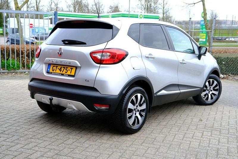 Gebraucht Renault Captur Expression 90 PS (66 kW) 2015 Grau SUV