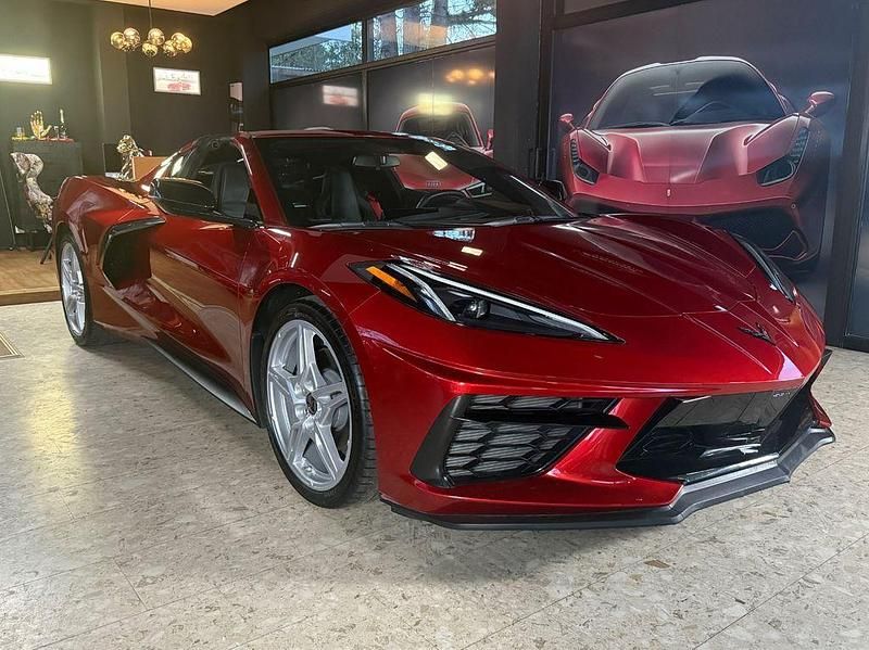 Rot Gebraucht 2024 Corvette Stingray | 79.900 € - Bild 1/4