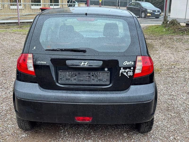 Gebraucht Hyundai Getz Basis 67 PS (49 kW) 2006 Schwarz Kleinwagen