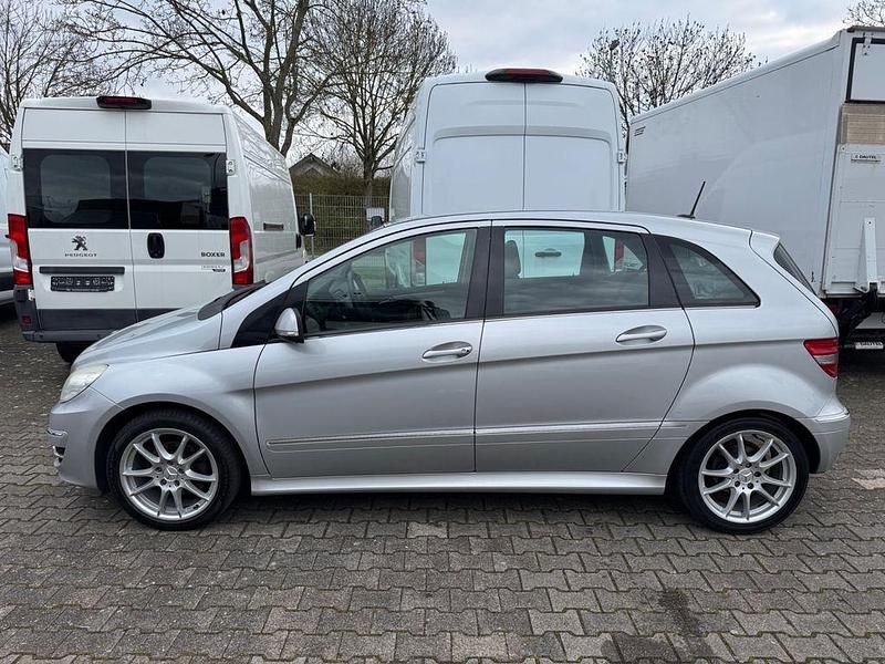 Gebraucht Mercedes B170 116 PS (85 kW) 2008 Silber Van / Kleinbus