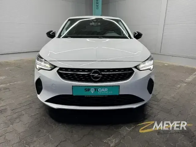 Usata Opel Corsa-e Elegance 100 kW (136 CV) 2021 Bianco Utilitaria