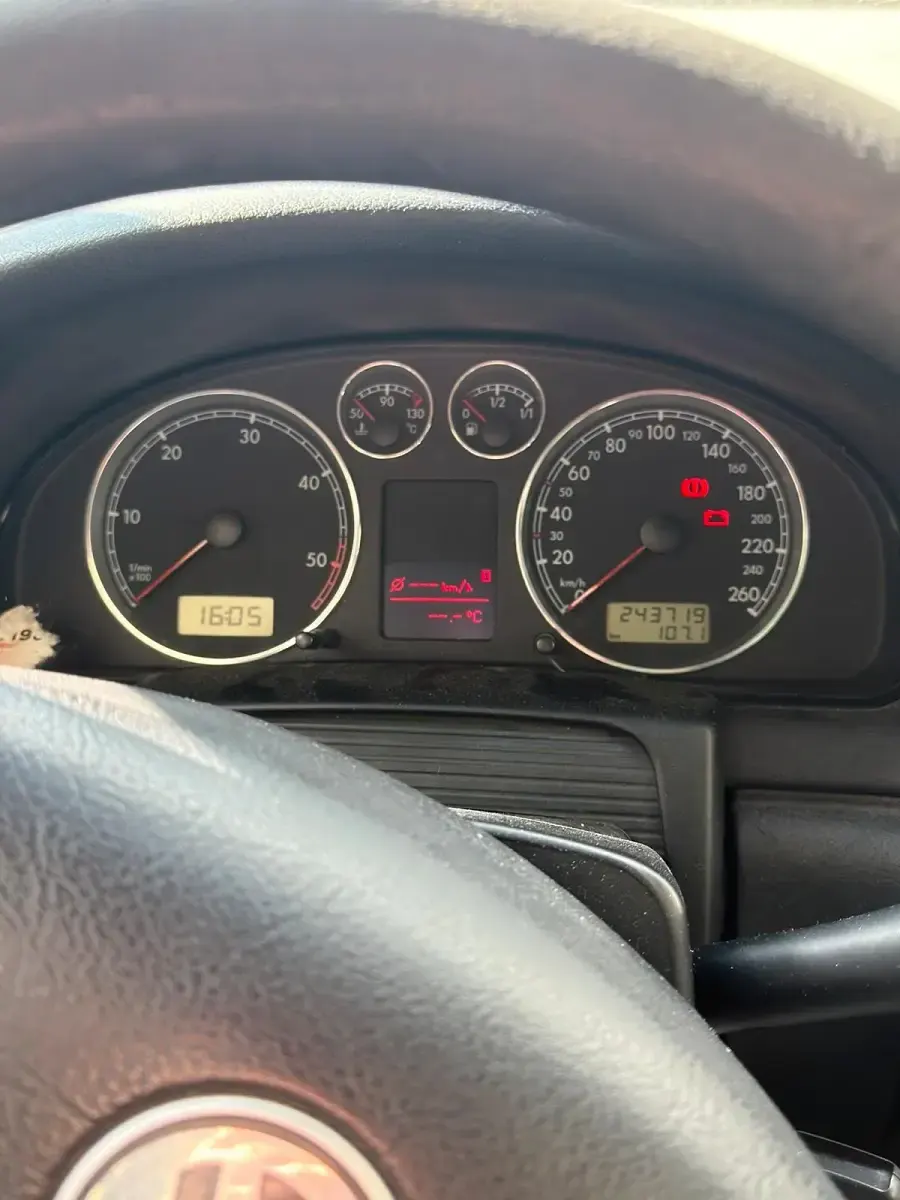 Usata VW Passat 101 CV (74 kW) 2001 Nero Station wagon
