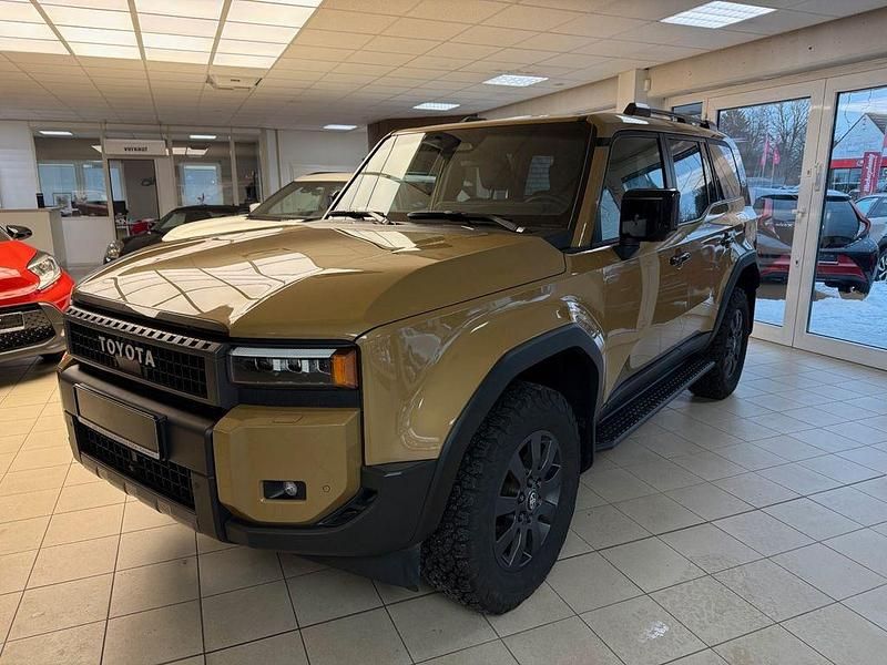 Gebraucht Toyota Land Cruiser Executive 205 PS (150 kW) 2024 Braun SUV