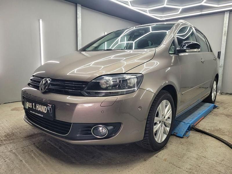 Braun Gebraucht 2011 VW Golf Plus Style Van / Kleinbus | 11.500 € (Etwas zu teuer) - Bild 1/4