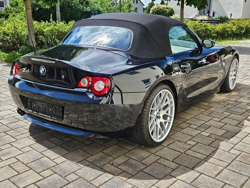 Gebraucht BMW Z4 Performance 231 PS (169 kW) 2004 Saphirschwarz Cabrio