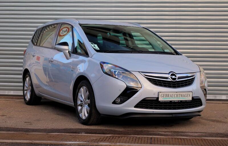 Grau Gebraucht 2014 Opel Zafira Tourer Active Van / Kleinbus | 10.770 € (Teuer) - Bild 1/4