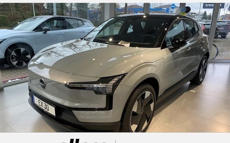 Grau Gebraucht 2024 Volvo EX30 Plus SUV | 34.850 € (Guter Preis) - Bild 1/4