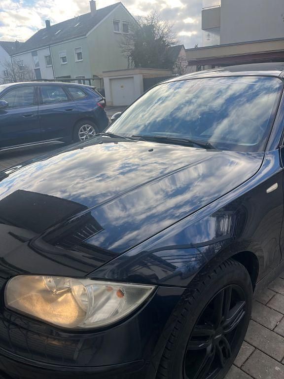 Gebraucht BMW 116 122 PS (89 kW) 2007 Blau Kleinwagen