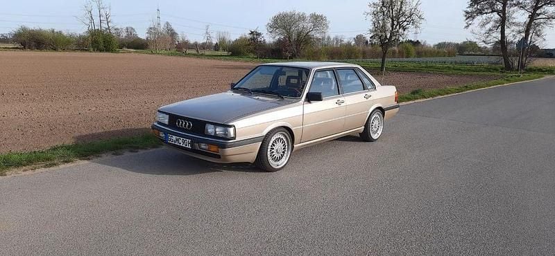 Gold Gebraucht 1984 Audi 90 Limousine | 9.750 € - Bild 1/4