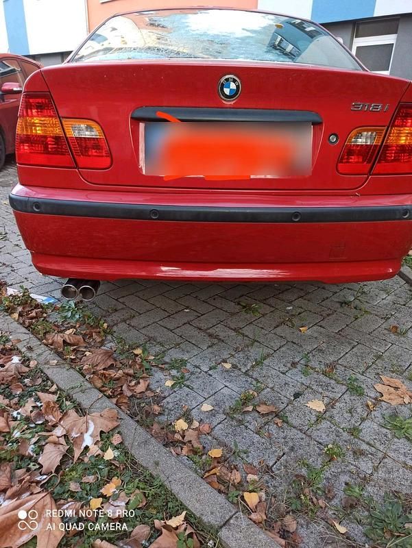 Gebraucht BMW 318 143 PS (105 kW) 2002 Rot Limousine