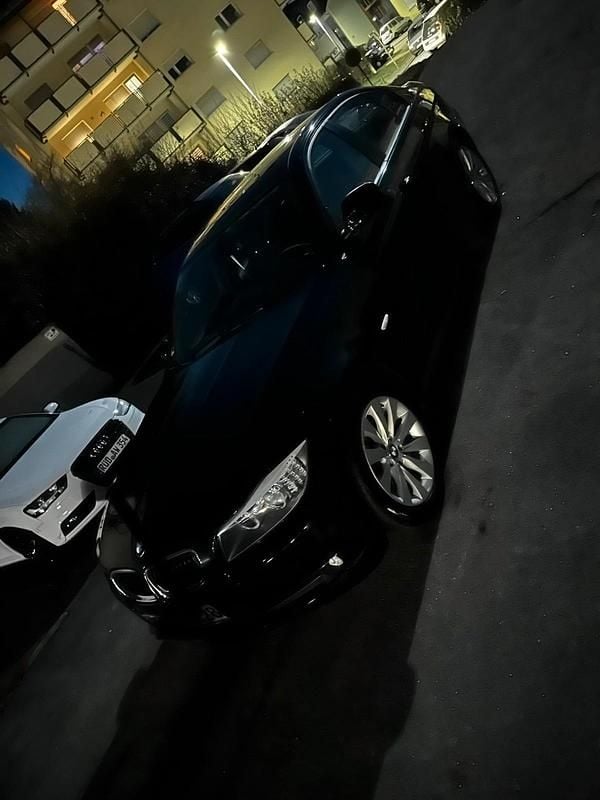 Gebraucht BMW 320 177 PS (130 kW) 2009 Schwarz Limousine