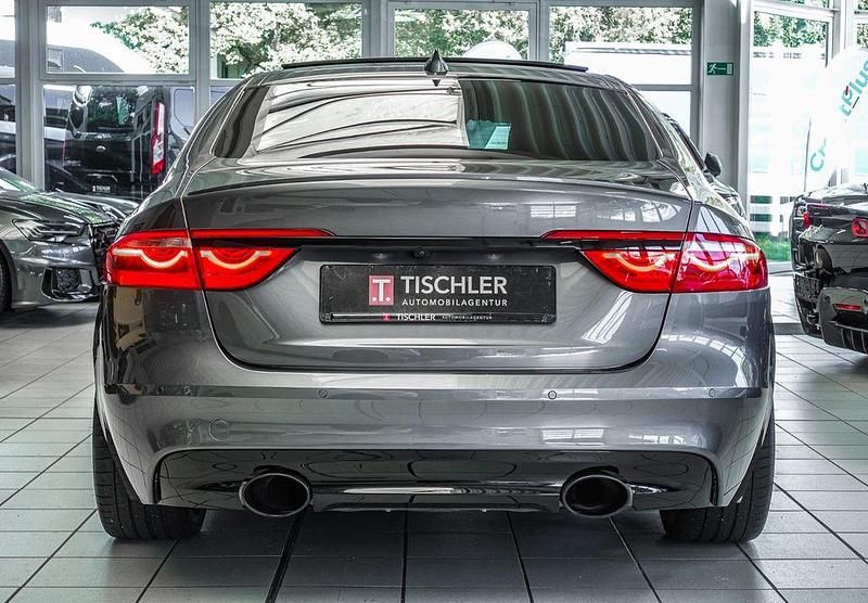 Gebraucht Jaguar XF S 381 PS (280 kW) 2017 Grau Limousine