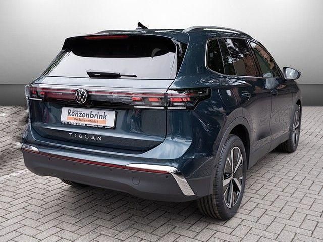 Gebraucht VW Tiguan Elegance 150 PS (110 kW) 2025 Nightshade blue metallic SUV