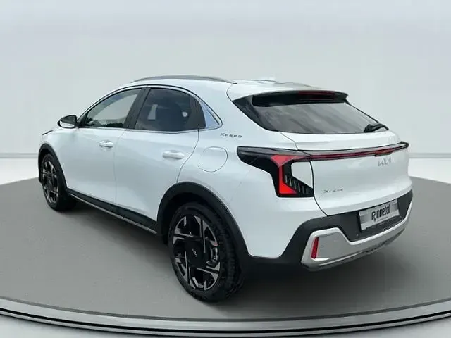 Neu Kia XCeed Spirit 179 PS (131 kW) 2026 Weiß SUV