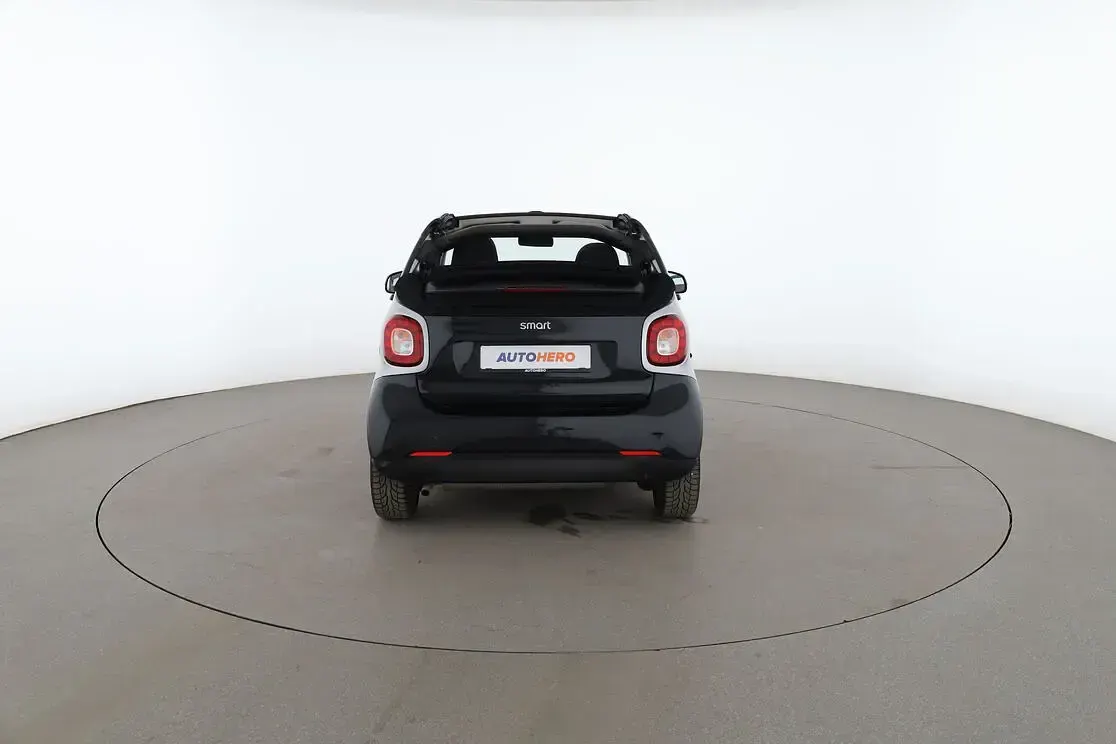 Gebraucht Smart ForTwo Cabrio Basis 71 PS (52 kW) 2017 Grau Cabrio