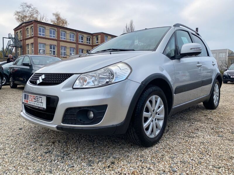 Gebraucht Suzuki SX4 Style 120 PS (88 kW) 2012 Silber SUV