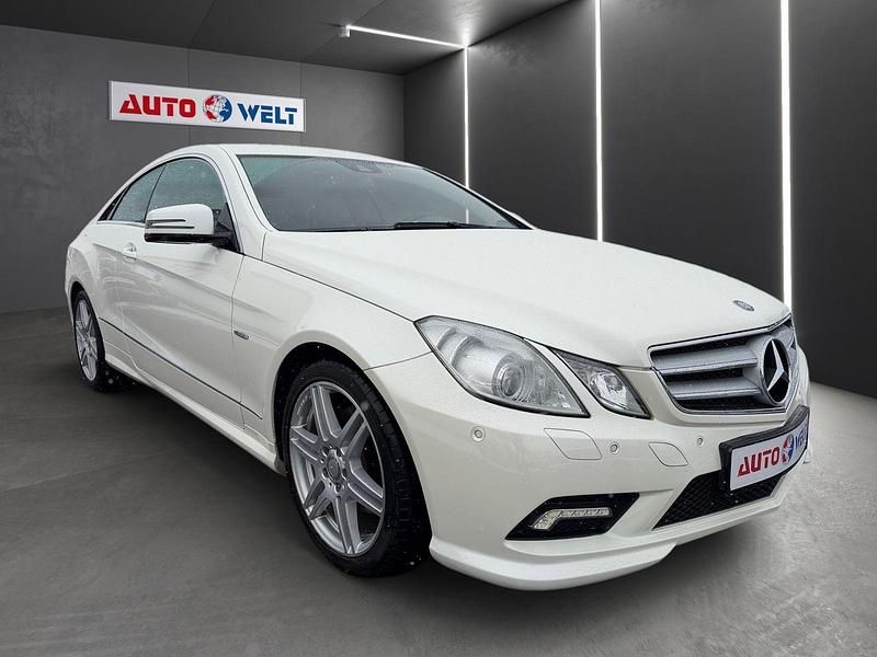 Gebraucht Mercedes E250 Avantgarde 204 PS (150 kW) 2011 Weiß Coupé