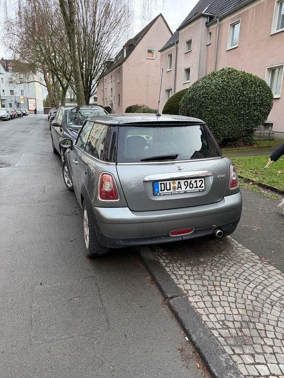 Gebraucht Mini ONE 98 PS (72 kW) 2010 Silber Kleinwagen