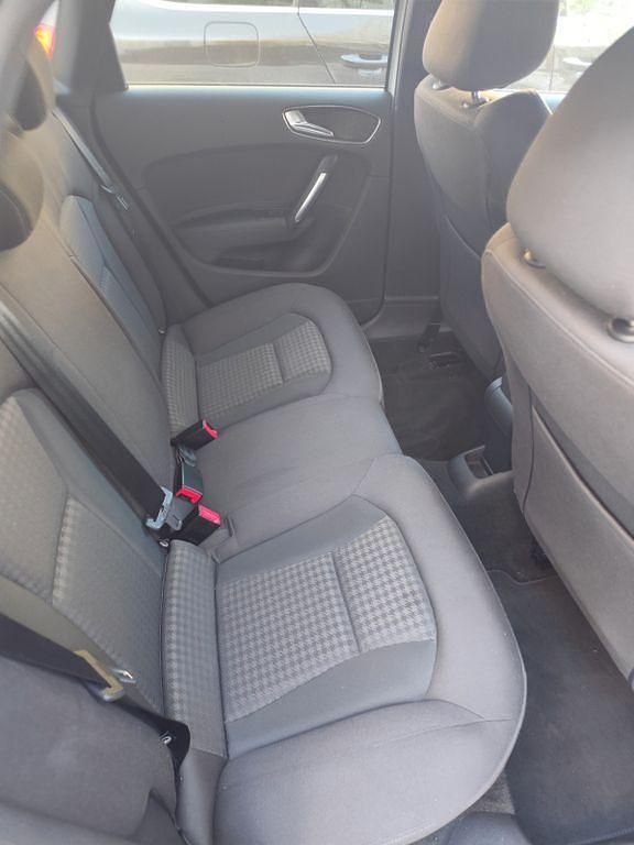 Gebraucht Audi A1 Sportback Ambition 86 PS (63 kW) 2013 Weiß Kleinwagen