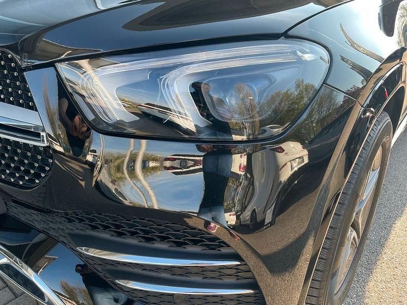 Gebraucht Mercedes GLE300 AMG 245 PS (180 kW) 2020 Obsidianschwarz SUV